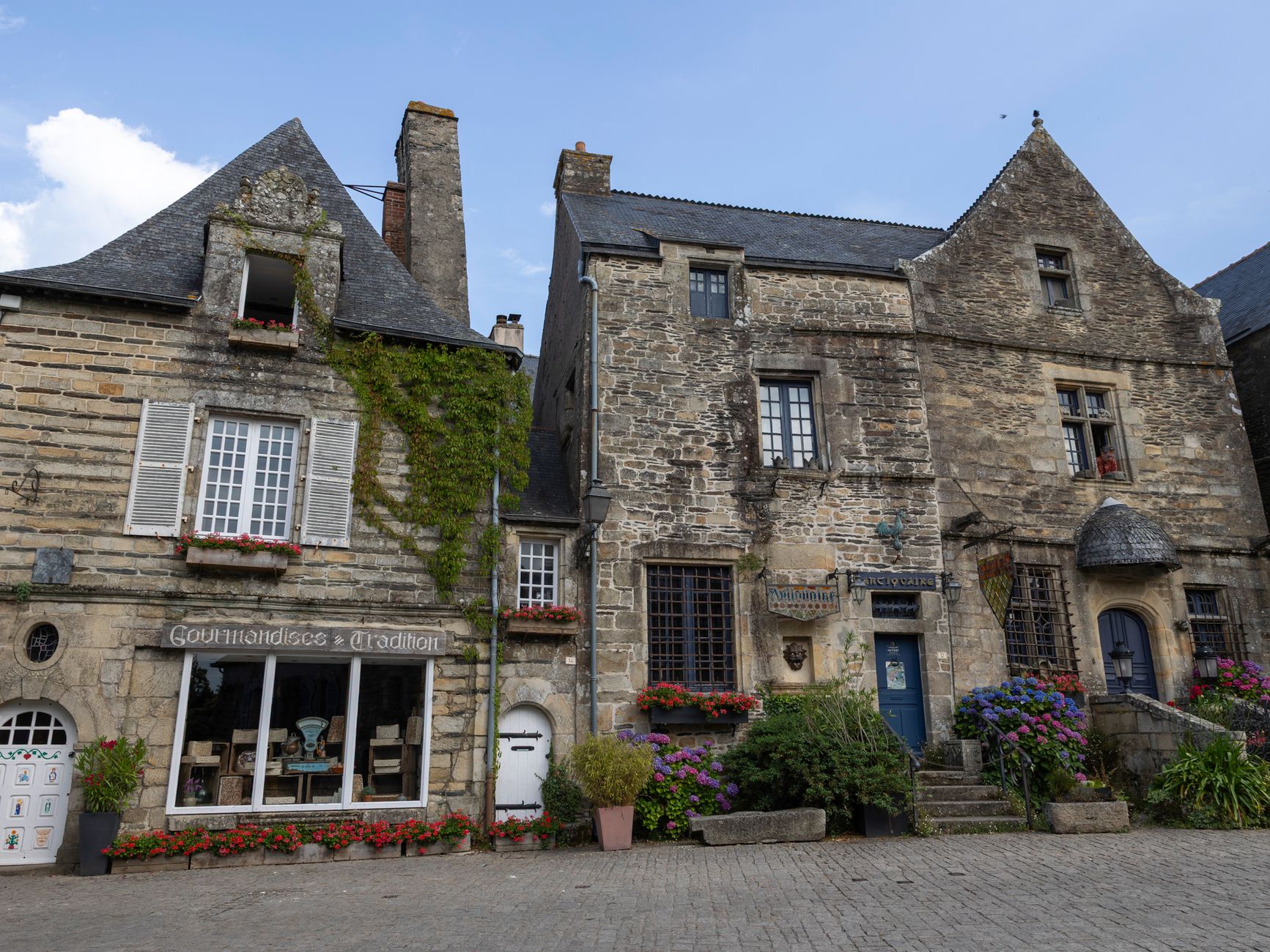 Plongée dans l'Histoire de Guérande : Secrets et Trésors à Découvrir en 2026