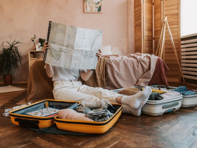 Optimiser l&rsquo;espace dans vos bagages pour voyager léger